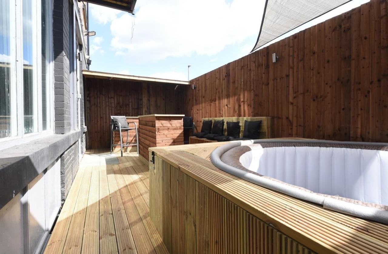 맨체스터 Slps 14 Hot Tub, Bar & Outdoor Terrace 아파트 외부 사진